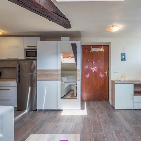 Apartment Zeljka Пореч Екстериор снимка
